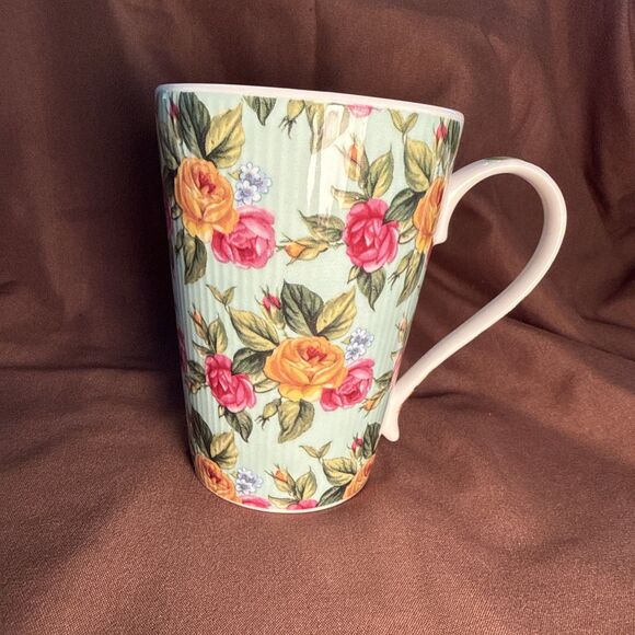 Hudson & Middleton Other - Hudson Middleton Mug Rose Floral On Green Bone China Coffee Tea UK